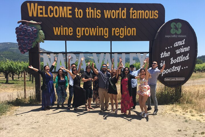 Full-Day Private Napa Valley Wine Country Charter Transportation - Photo 1 of 9